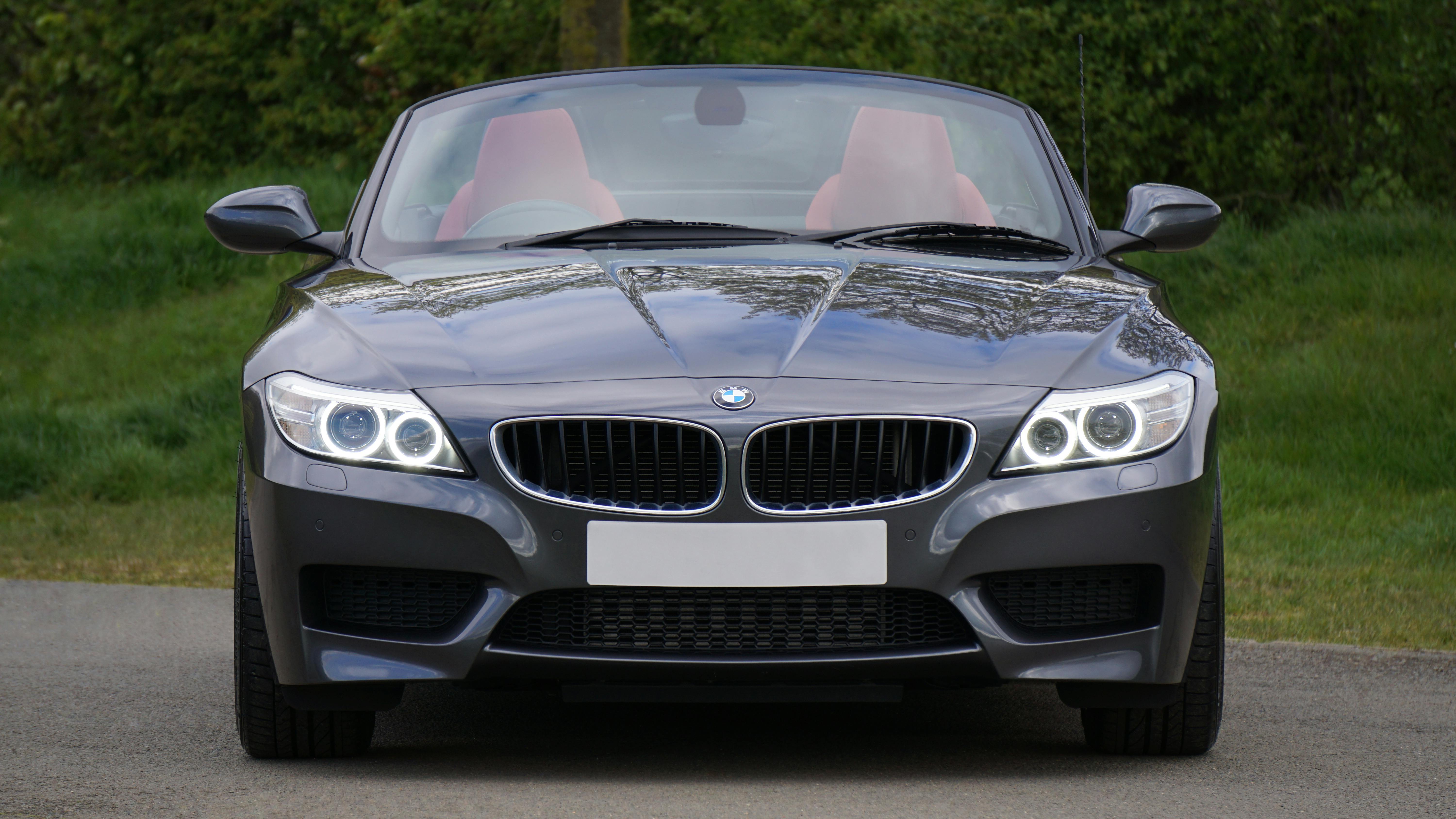 BMW 8-serie 2-door coupe grey